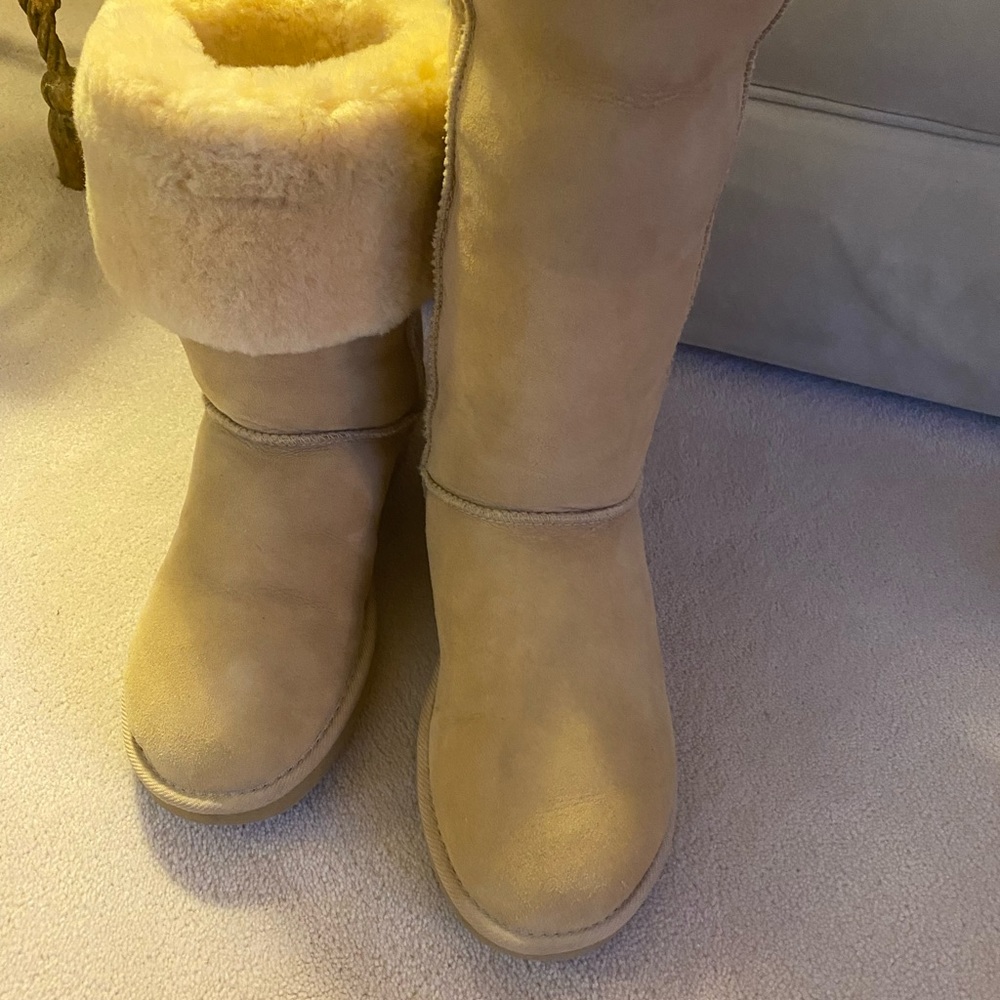 Ugg sz 9